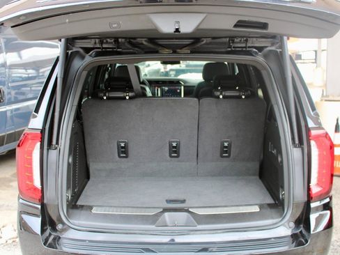 Used 2024 GMC Yukon Denali image 15