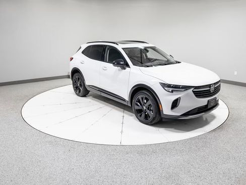 Used 2022 Buick Envision Essence w/ Technology Package I image 29