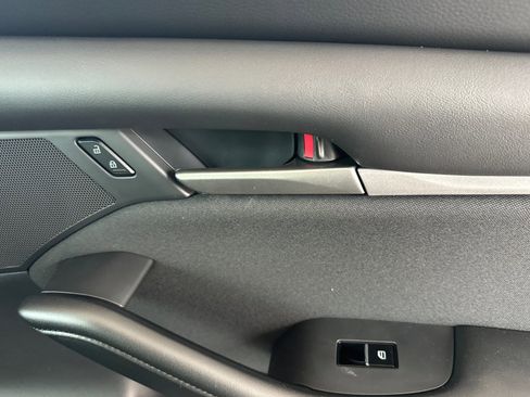 New 2026 MAZDA MAZDA3 s FWD image 19