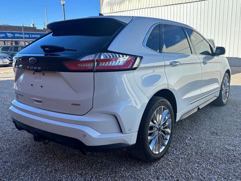 Certified 2022 Ford Edge Titanium w/ Equipment Group 301A image 2