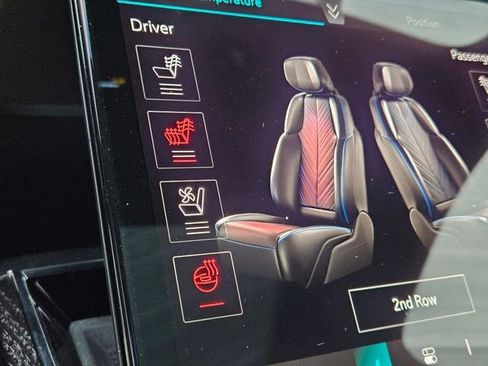 New 2026 Cadillac Escalade IQ Sport 1 w/ LPO, ONYX Package image 22