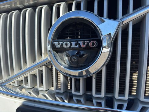 Used 2017 Volvo XC90 T6 Inscription w/ Vision Package image 4