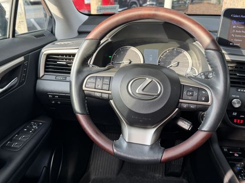 Certified 2022 Lexus RX 350 FWD w/ Premium Package image 31