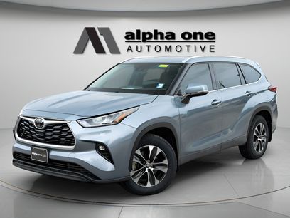 Used 2020 Toyota Highlander XLE