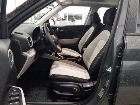 New 2026 Hyundai Venue SEL image 13