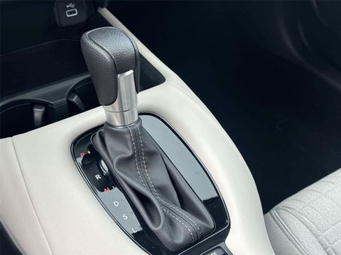 Used 2024 Honda HR-V LX image 29