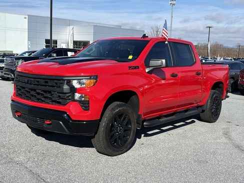 New 2025 Chevrolet Silverado 1500 Custom Trail Boss w/ LPO, Dark Essentials Package image 5