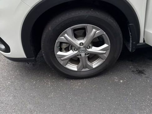 Used 2025 Honda HR-V LX image 42