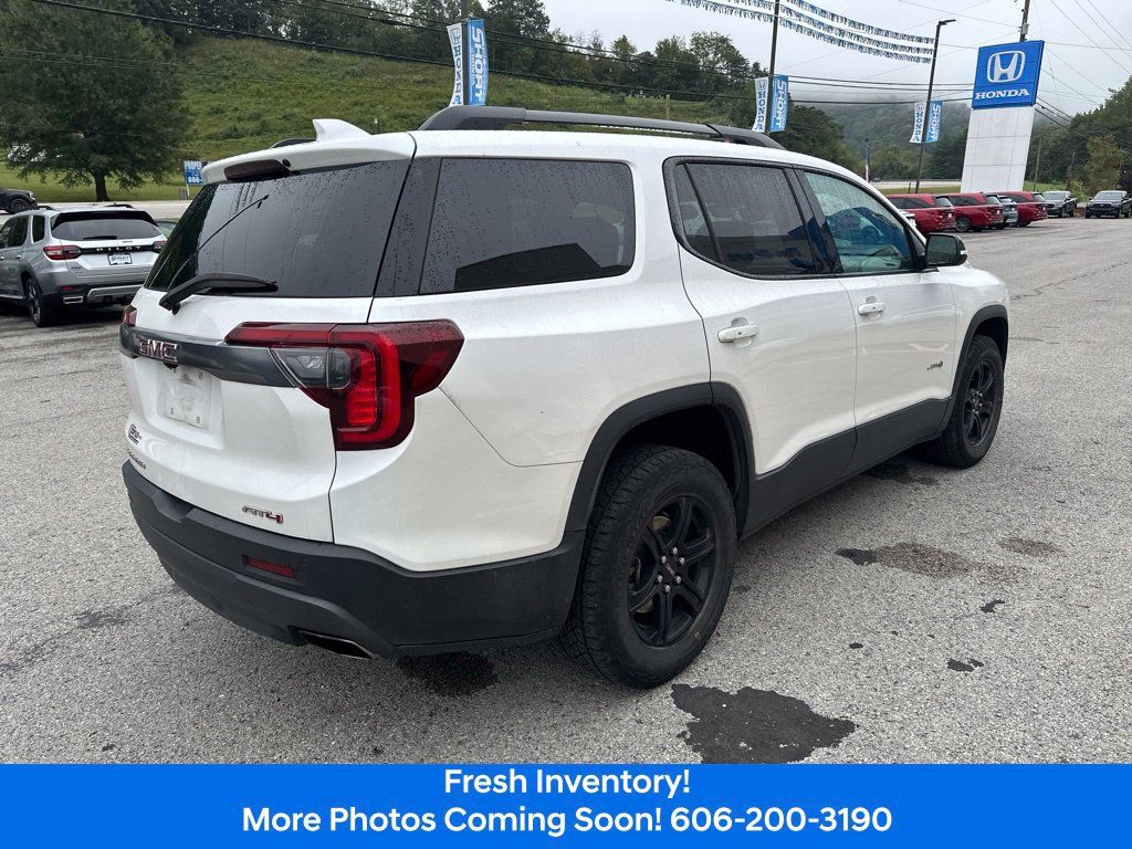 Used 2023 GMC Acadia AT4 w/ Technology Package AWD/4WD image 5