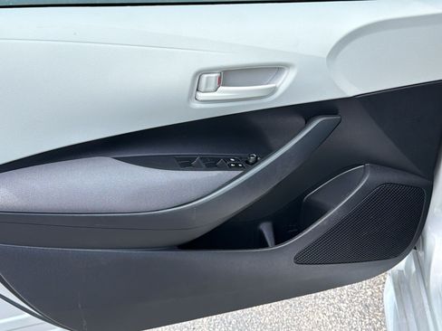 Used 2023 Toyota Corolla LE FWD image 14