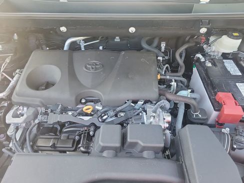 Used 2024 Toyota RAV4 XLE w/ Convenience Package image 40