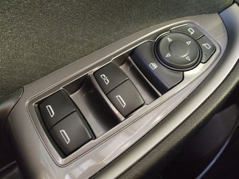 Used 2022 Chevrolet Malibu LT FWD image 27