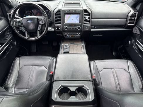 Used 2019 Ford Expedition Limited w/ Equipment Group 301A RWD image 12