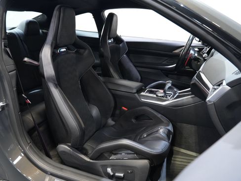 Used 2021 BMW M4 Competition w/ Executive Package RWD image 29