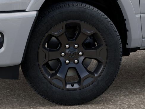 New 2026 RAM 1500 4x4 Crew Cab image 8