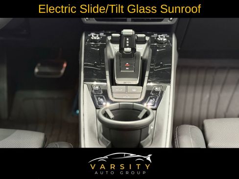 Used 2025 Porsche 911 Carrera image 44