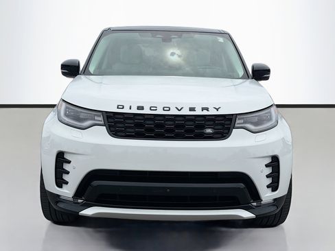 Used 2025 Land Rover Discovery Dynamic SE AWD/4WD image 8
