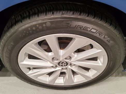 Used 2023 Toyota Camry LE FWD image 33