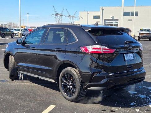 Certified 2024 Ford Edge SE w/ Black Appearance Package AWD/4WD image 17