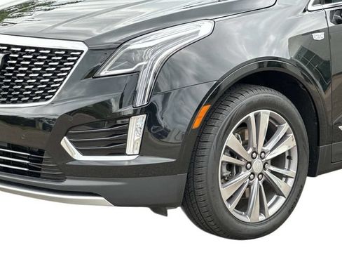 Certified 2024 Cadillac XT5 Premium Luxury AWD/4WD image 7