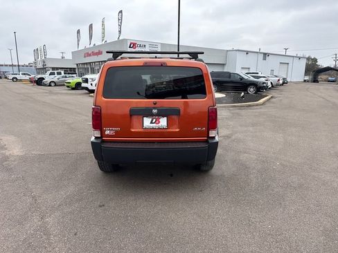 Used 2007 Dodge Nitro SXT image 6