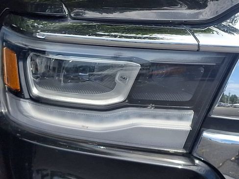 Used 2019 RAM 1500 Laramie AWD/4WD image 7