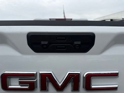 Used 2025 GMC Sierra 1500 Elevation AWD/4WD image 32
