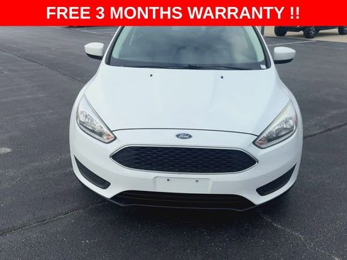 Used 2018 Ford Focus SE FWD image 4