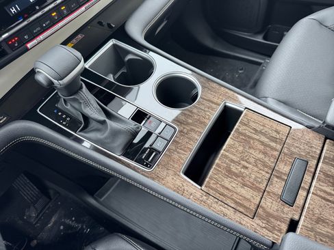 New 2026 Toyota Sienna Limited image 14