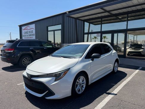 Used 2020 Toyota Corolla SE FWD image 3