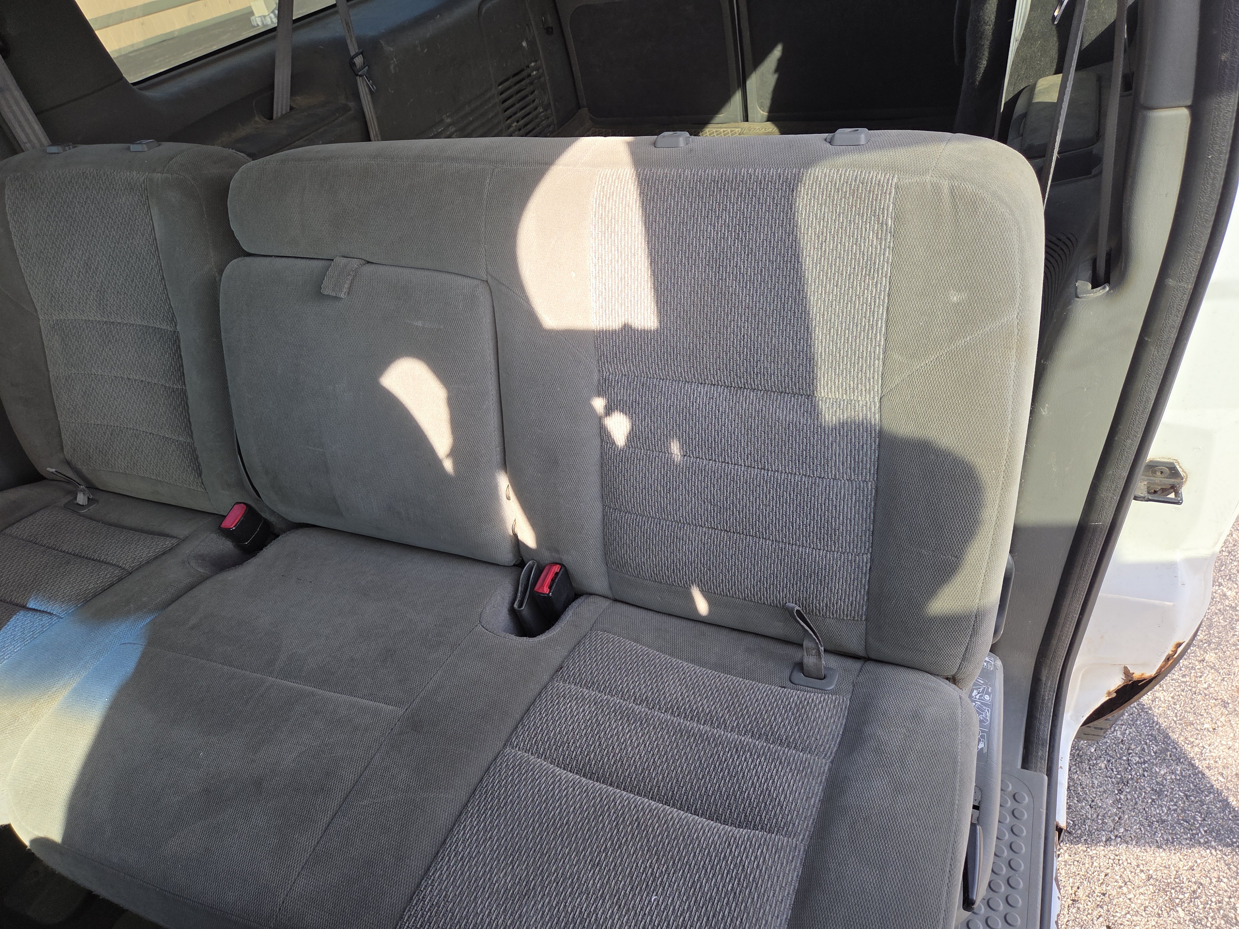 Used 2004 Ford Excursion XLT AWD/4WD image 15