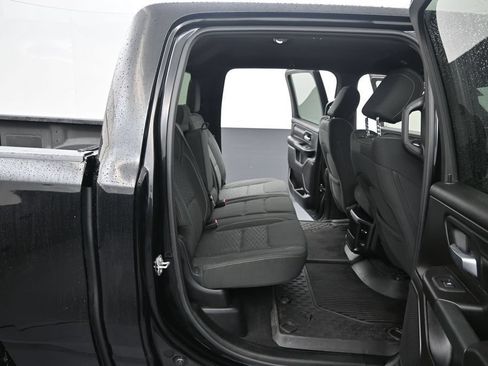 Used 2025 RAM 1500 Warlock AWD/4WD image 30