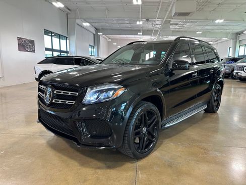Used 2019 Mercedes-Benz GLS 550 4MATIC image 3