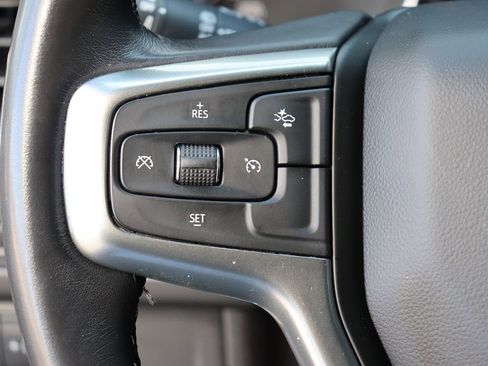 Used 2021 Chevrolet Tahoe Z71 image 16