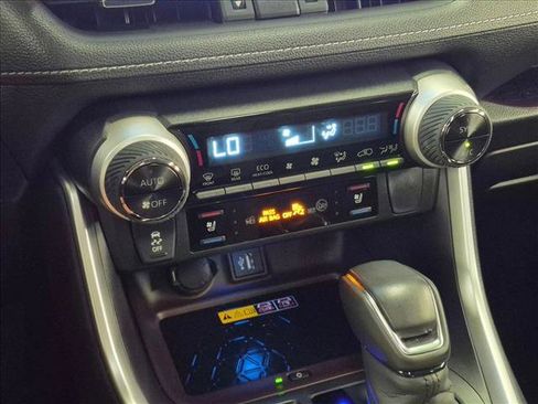 Used 2025 Toyota RAV4 Limited w/ Advanced Technology Package AWD/4WD image 15