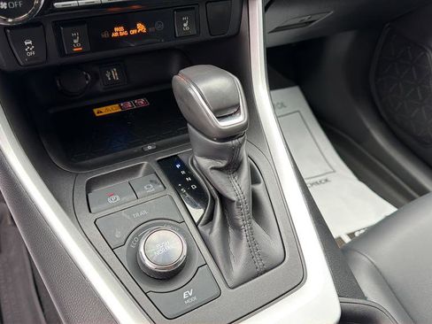 Used 2024 Toyota RAV4 XSE w/ Advanced Technology Package image 26