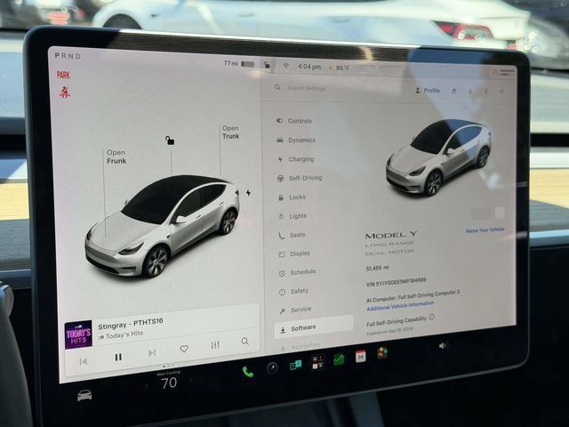 Used 2021 Tesla Model Y Long Range AWD/4WD image 27