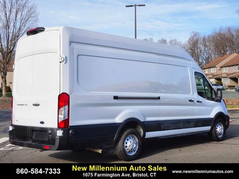 Used 2024 Ford Transit 350 148 High Roof Extended AWD image 5