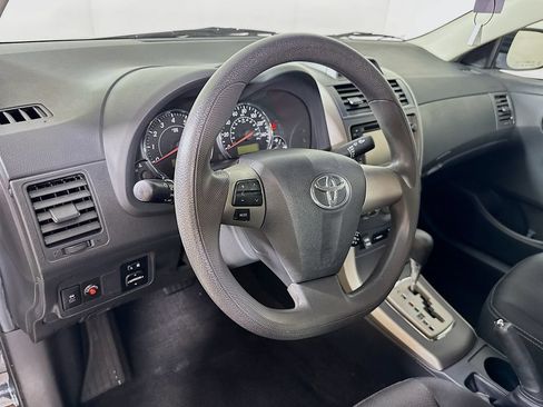 Used 2013 Toyota Corolla S FWD image 9
