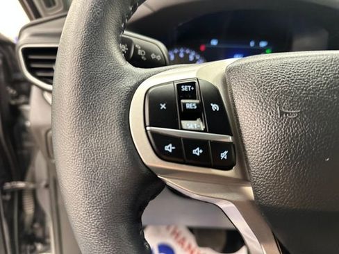 Used 2023 Ford Explorer XLT w/ Equipment Group 202A image 35