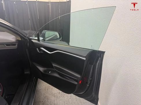 Used 2013 Tesla Model S Performance RWD image 20