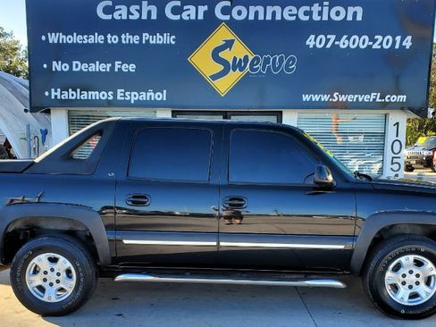Used 2006 Chevrolet Avalanche Z71 w/ Sun And Sound Package image 6