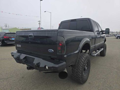 Used 2005 Ford F250 XL AWD/4WD image 5