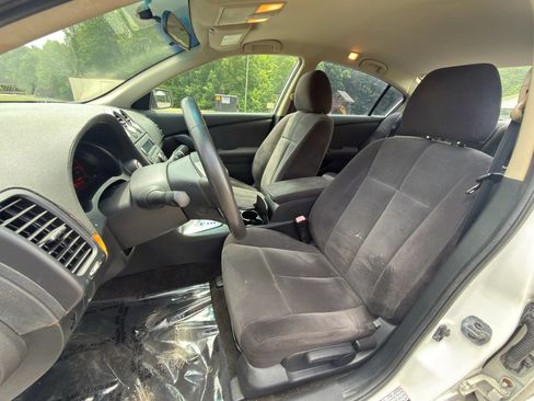 Used 2008 Nissan Altima 2.5 S FWD image 2