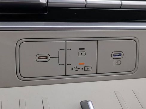 New 2026 Hyundai Santa Fe SE image 19