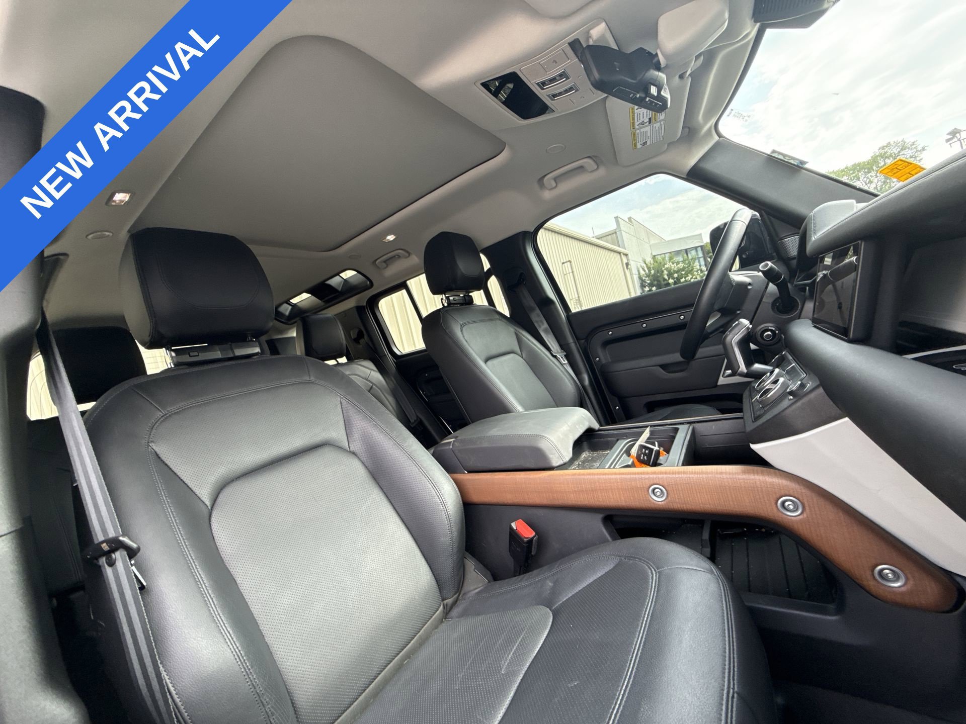 Used 2024 Land Rover Defender 110 S AWD/4WD image 15