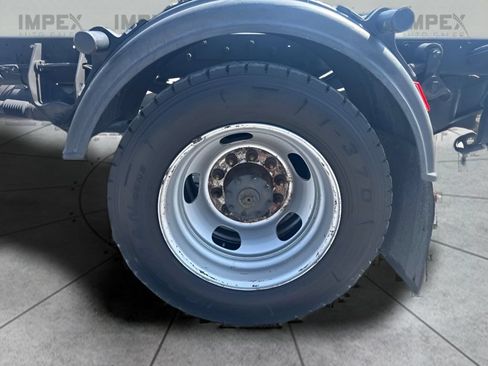 Used 2019 RAM 4500 Tradesman w/ Chrome Appearance Group RWD image 20