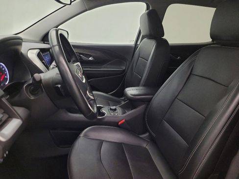 Used 2024 GMC Terrain SLT AWD/4WD image 17