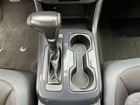 Used 2018 Chevrolet Colorado Z71 image 20