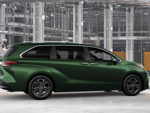 New 2026 Toyota Sienna Platinum AWD/4WD image 13